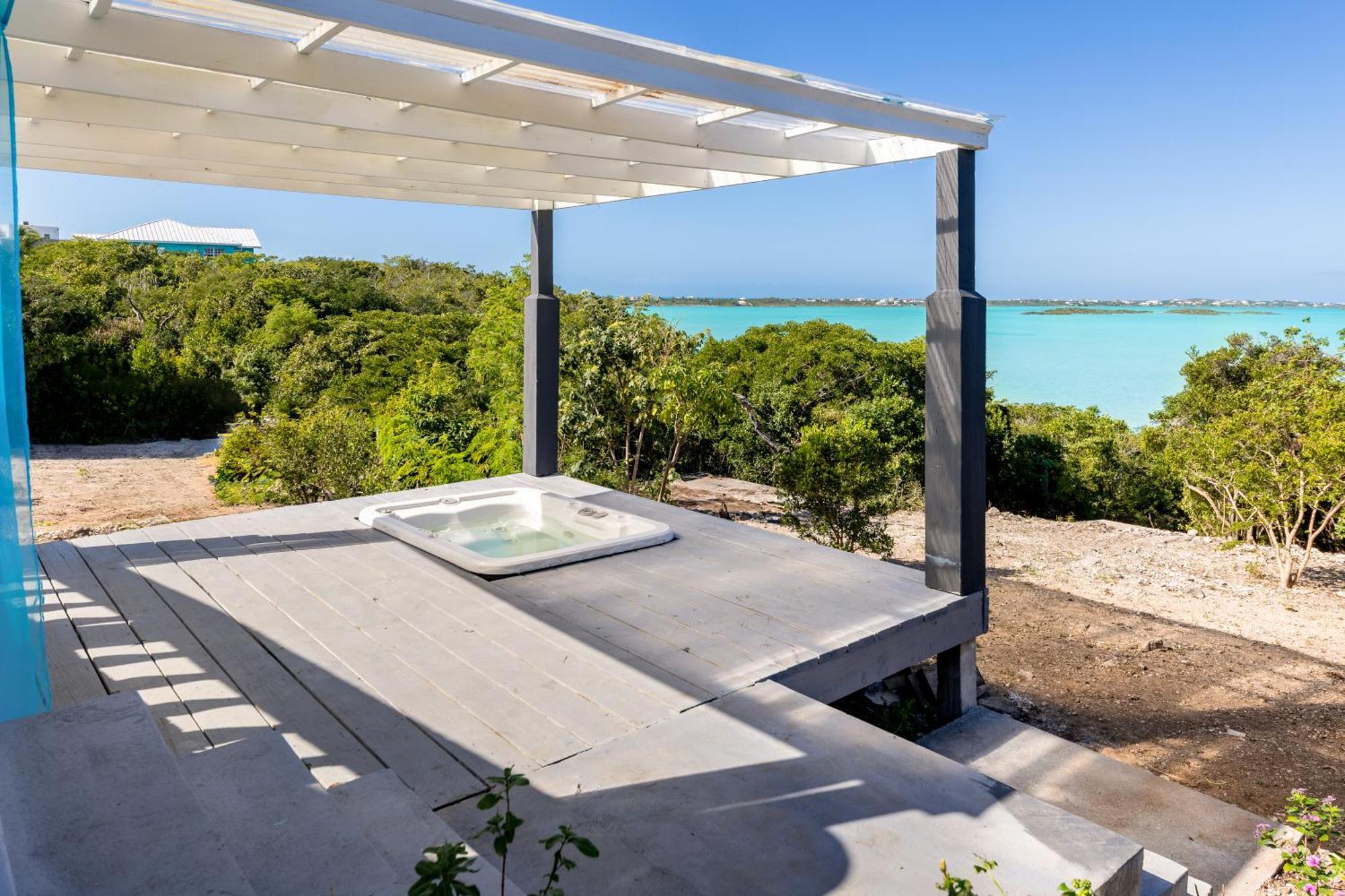 Waterside Home, Shaded Whirlpool Spa, Outdoor Dining, Smart Tv, Amazon Prime Five Cays Settlement ภายนอก รูปภาพ